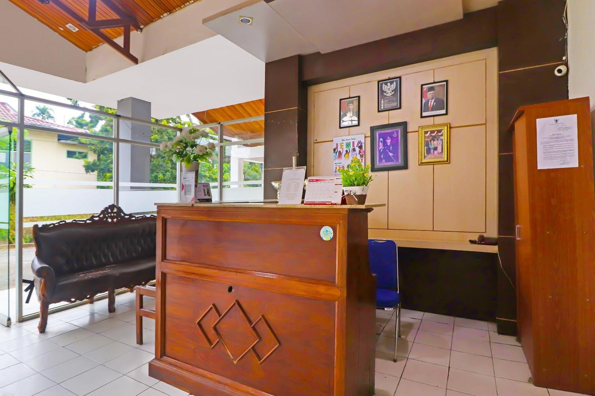 Oyo 92484 Wisma Permata Syariah Bangko Exteriör bild