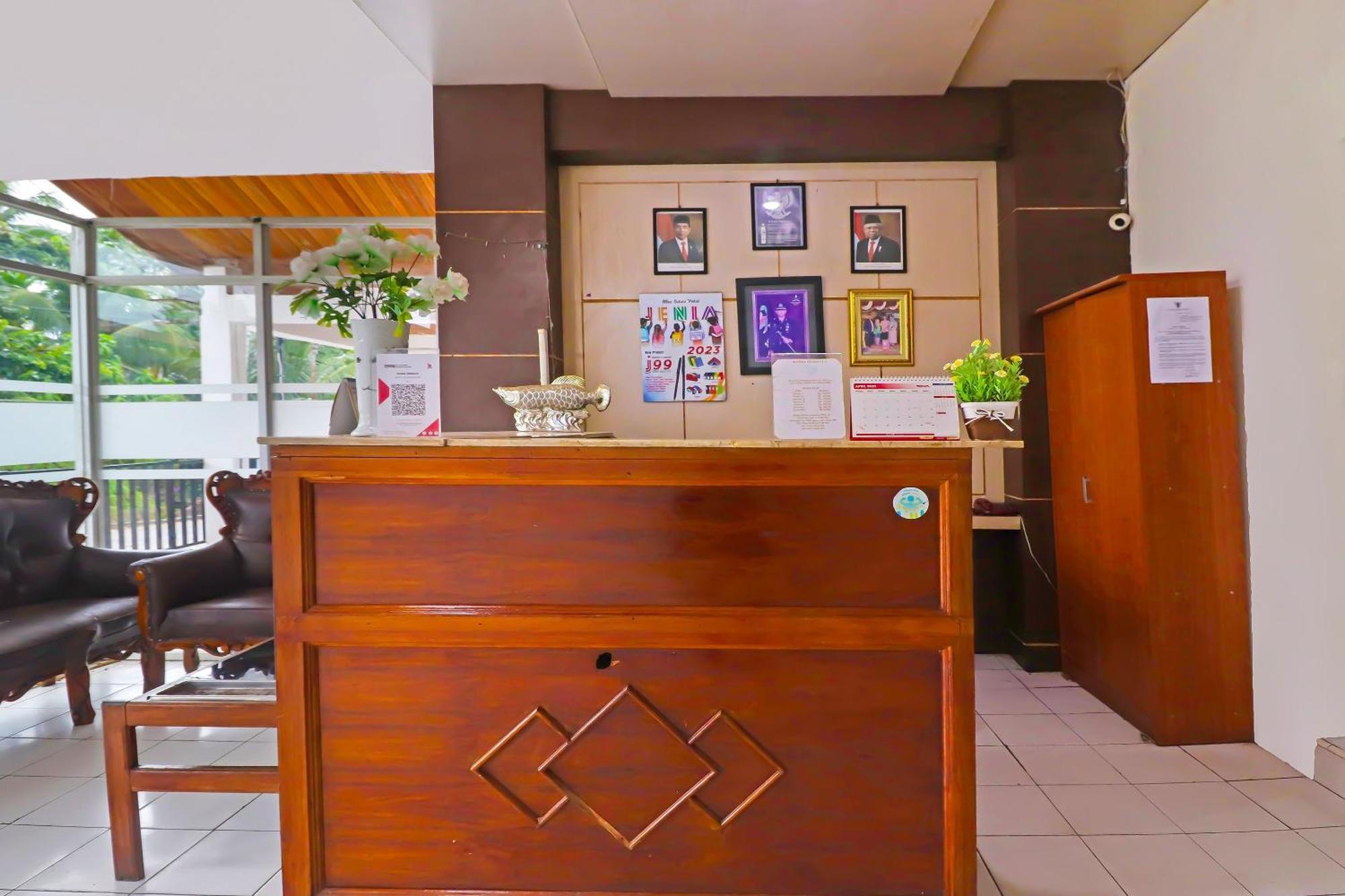 Oyo 92484 Wisma Permata Syariah Bangko Exteriör bild